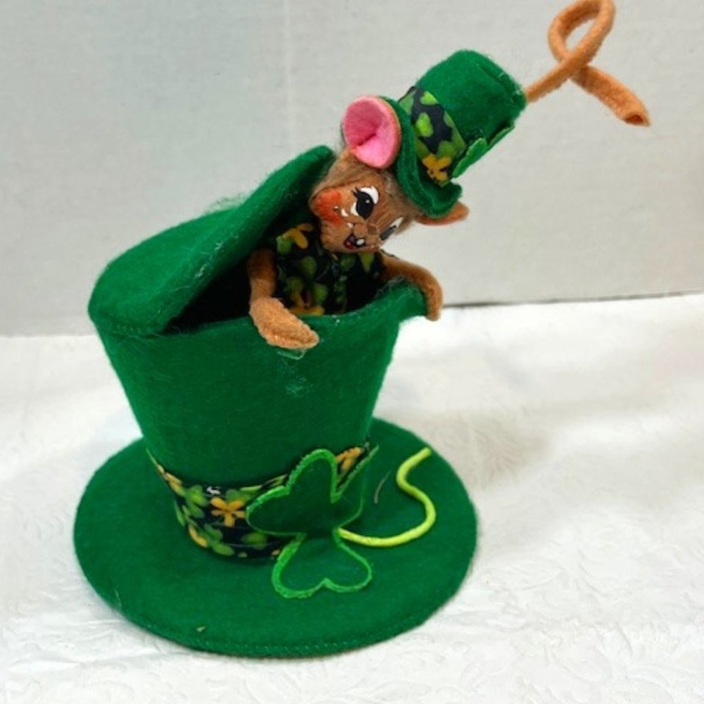 Annalee 6" Leprechaun Mouse in Green Felt Hat St Patrick's Day 2017